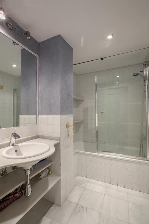 Sevillahome - Bonito Piso Junto Al Rio Appartement