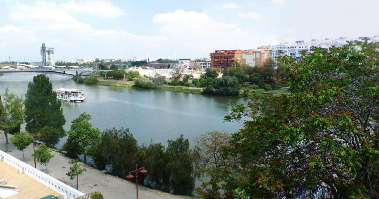 Sevillahome - Bonito Piso Junto Al Rio Séville